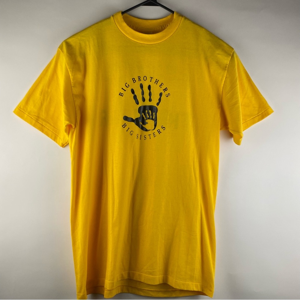 Vintage Duke Big Brothers Handprint Graphic T-Shirt Mens XL Single Stitch EUC